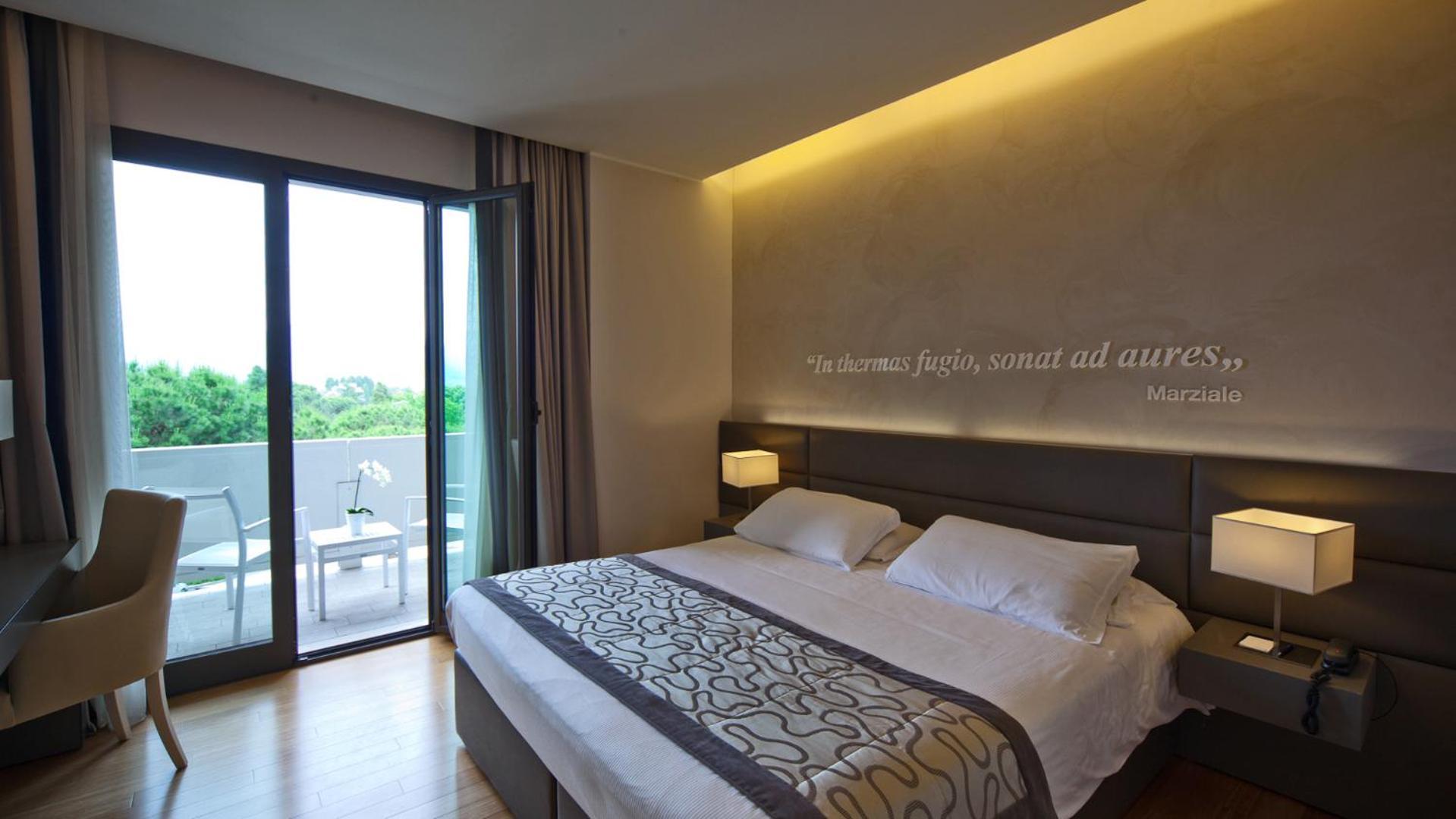 Majestic Double Room Pool Acces